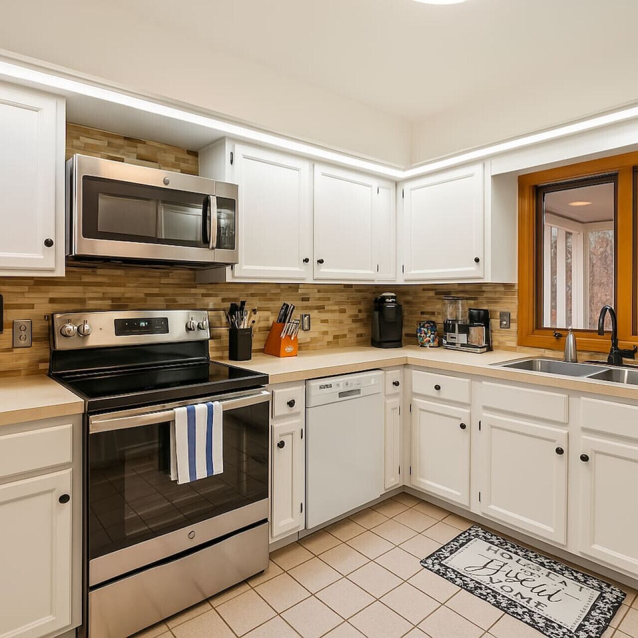 Fridge, microwave, oven, dishwasher