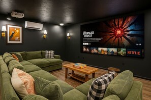 Télévision, baby-foot