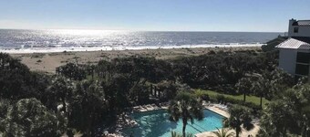 423 C Shipwatch by Avantstay Ocean Views Community Pool Close to Beach
