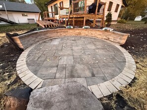 المنطقة المحيطة بالمنشأة