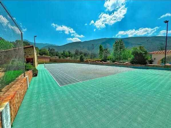 Sport court