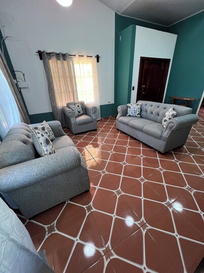 Charming Relax y Naturaleza  2-bedroom house with AC, WiFi in  El Eden Cortes