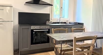 SE165 - Senigallia, three-room apartment in the center with terrace and air cond