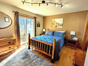 2 soverom, strykejern/-brett, reiseseng for barn og wi-fi (inkludert)