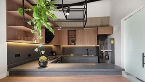 Private kitchen - Poblado, 5 min to San Lucas Plaza, Free parking (Medellín)