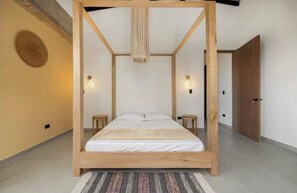 2 quartos, ferros/tábuas de passar roupa, Wi-Fi, roupa de cama