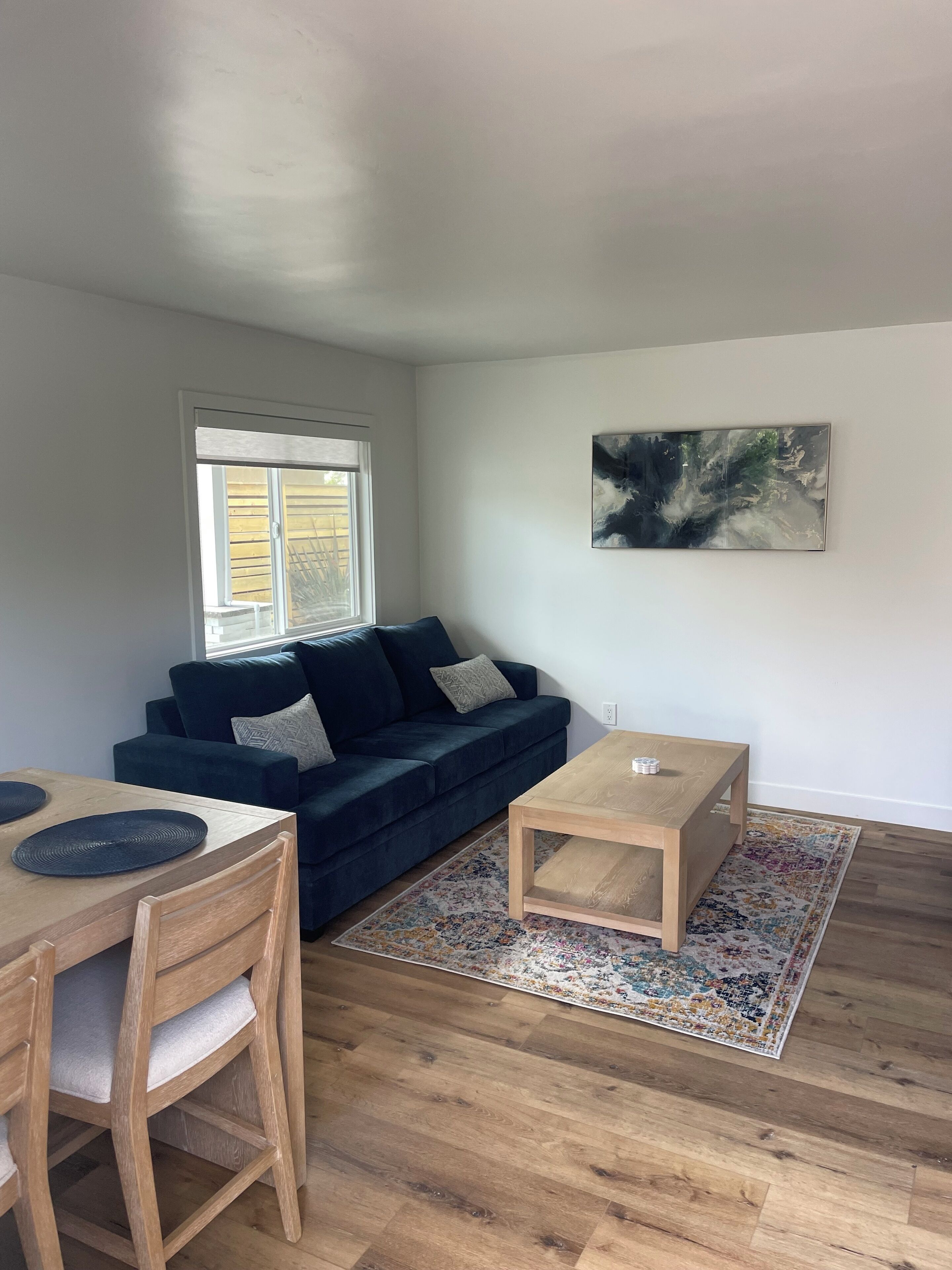 Beautiful One-bedroom Apartment In Prime Location With Private Entrance & Patio - Encinitas, CA