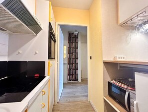 Fridge, microwave, oven, toaster