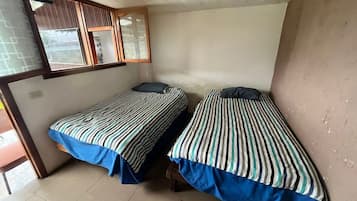 3 bedrooms, iron/ironing board, WiFi
