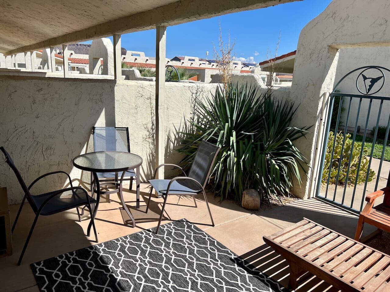 屋外ダイニングエリア