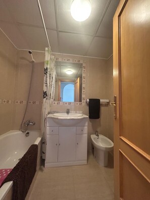 Haartrockner, Handtücher