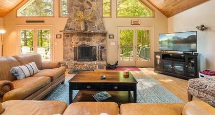 Deep Creek Escape w/ Hot Tub, Fire Pit & Pool Table