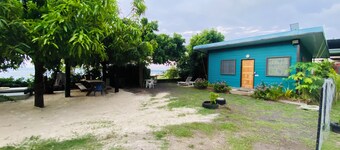 Studio next to the sea and large garden