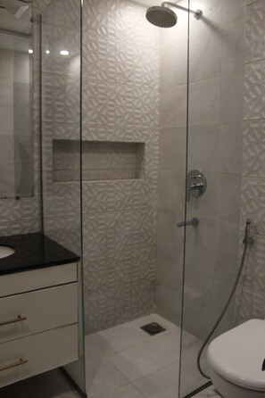 Hair dryer, towels