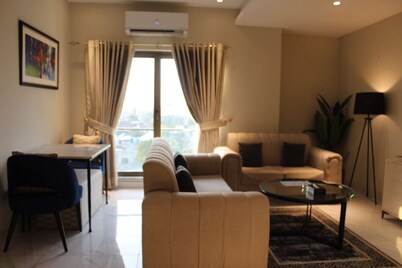 2 Bedrooom Apartment in the Heart of Lahore with Gym Access