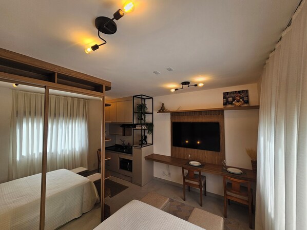 1 slaapkamer, een strijkplank/strijkijzer, wifi, beddengoed