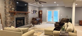 Spacious guest apartment to enjoy.  Only 12 Minutes from Liberty University.