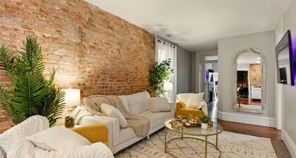 The Den at Short North ~ Steps to OSU/Short North ~ Free Parking ~ Fire Pit