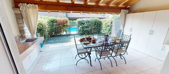 Maison Belvedere By Bookinggardalake