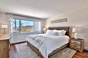 1 habitación, escritorio, tabla de planchar con plancha y wifi gratis 