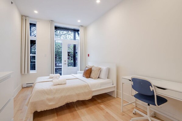 4 chambres, bureau, fer et planche à repasser, Wi-Fi gratuit