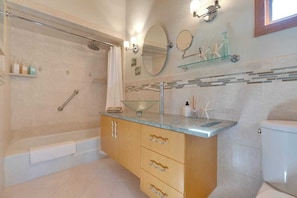 Amenidades de baño ecológicas, secadora de cabello, toallas