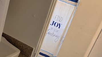 Towels, toilet paper