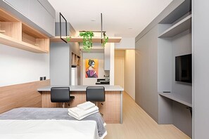 1 bedroom, desk, iron/ironing board, travel cot