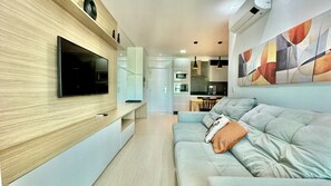 Smart TV - 2 Quartos, Vista Incrível e Garagem no Lifespace (Curitiba)