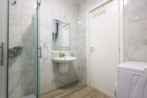 Apartment | 1 bedroom - Sanpietro Vacation Apartment 044 (Ishëm)