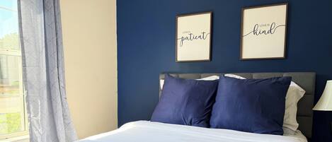 2 bedrooms, desk, iron/ironing board, free WiFi