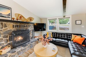 スマートテレビ、暖炉