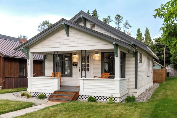 Exterior - 30-Day Min, Walking Distance to Downtown & Lake + Nearby Whitefish Mountain Resort! (Whitefish)