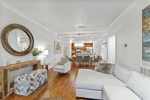 Smart TV, fireplace - Month Long Mountain Getaway + Luxury Amenities Awaits You at Monterra Retreat! (Whitefish)