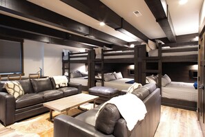 6 chambres, fer et planche Ă repasser, Wi-Fi gratuit, draps fournis