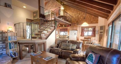 Walk to Beach, Pet Friendly, Fenced Yard with Hot Tub | CYH0604