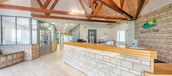 2 Bedroom platinum unit with decking.