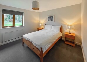 3 bedrooms - Contemporary Lakeview Lodge 6 (Ancaster)