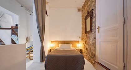 Apartment 'Limone Loft' with Private Terrace and Air Conditioning