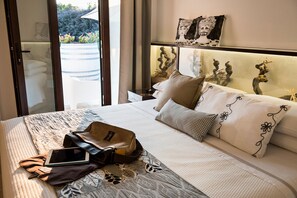 1 bedroom, free WiFi, bed sheets, wheelchair access - Room 'Riofavara Winery - Suite Vigna' with Private Terrace, Wi-Fi and Air Conditioning (Ispica)