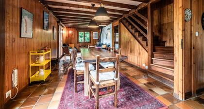 Chalet "Chez Juju" avec vue sur les montagnes, terrasse privée et Wi-Fi