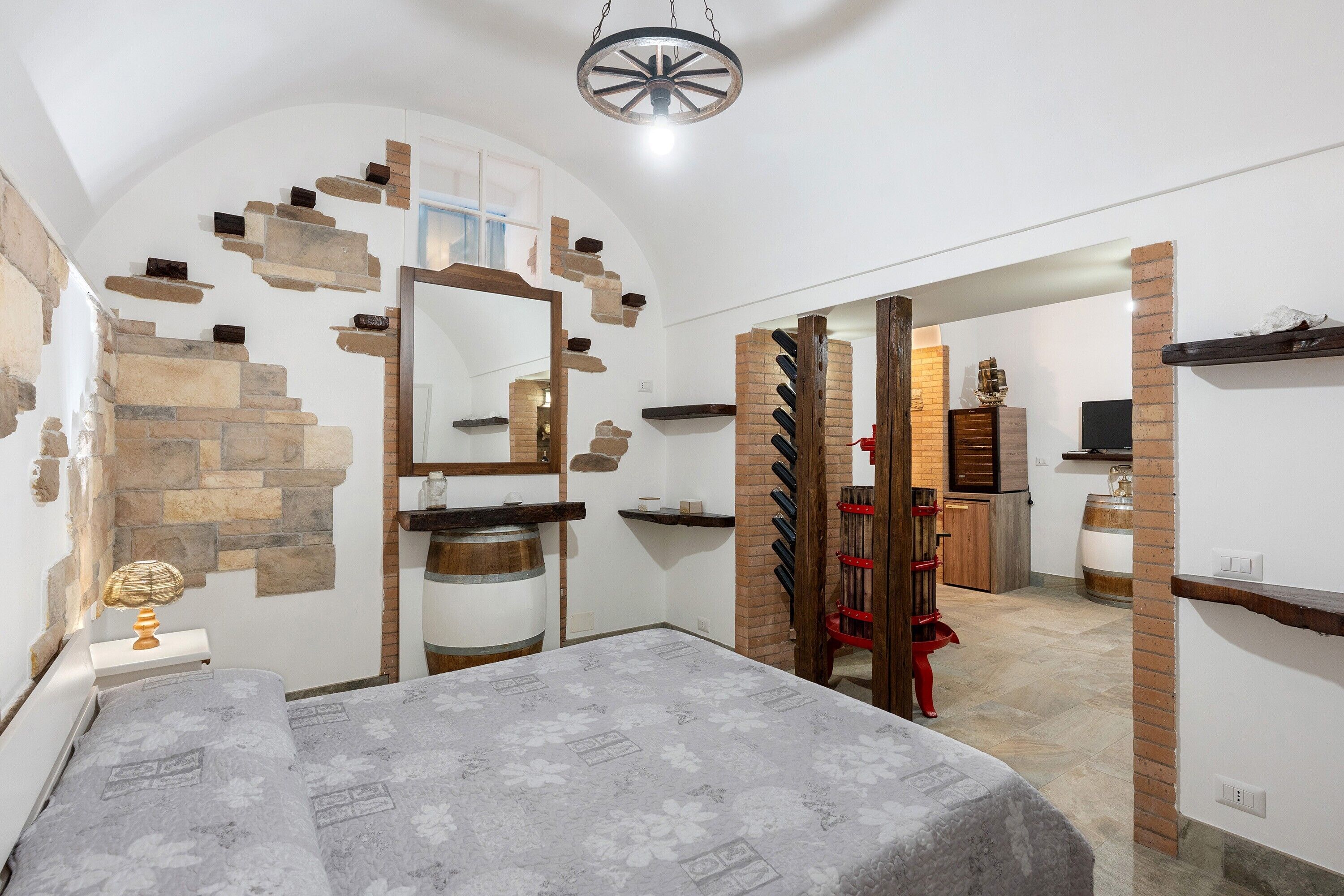 1 bedroom, free WiFi, bed sheets