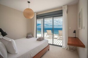 4 habitaciones, tabla de planchar con plancha, wifi y ropa de cama 