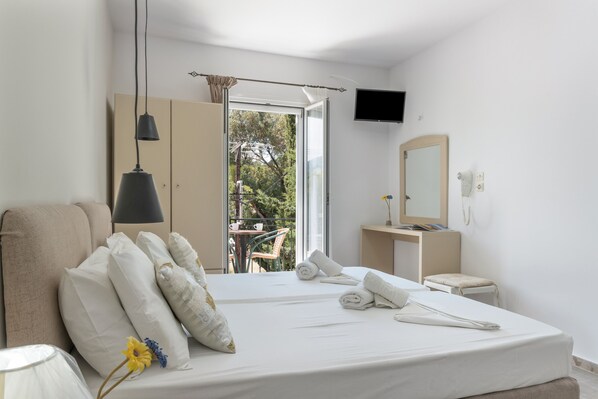 1 bedroom, free WiFi, bed sheets