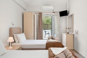 1 bedroom, free WiFi, bed sheets