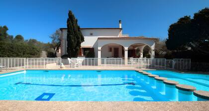 Chalet 'Can Canto Mediterranea X 6 Pax' with Private Pool, Wi-Fi and Air Conditioning