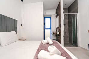 5 slaapkamers, een strijkplank/strijkijzer, gratis wifi, beddengoed