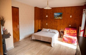 Strykejern/-brett og wi-fi (inkludert)