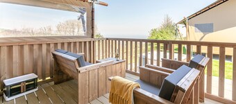 Sea View 2 Bed Hot Tub Safari Tent - Foxglove