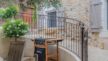 Enceinte de lâhĂ©bergement